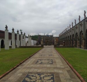 Oficina e Instituto Brennand: passeios imperdíveis em Recife