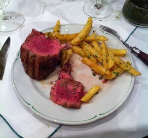 SEGREDOS DO LEITOR – Restaurante La Brigada em Buenos Aires