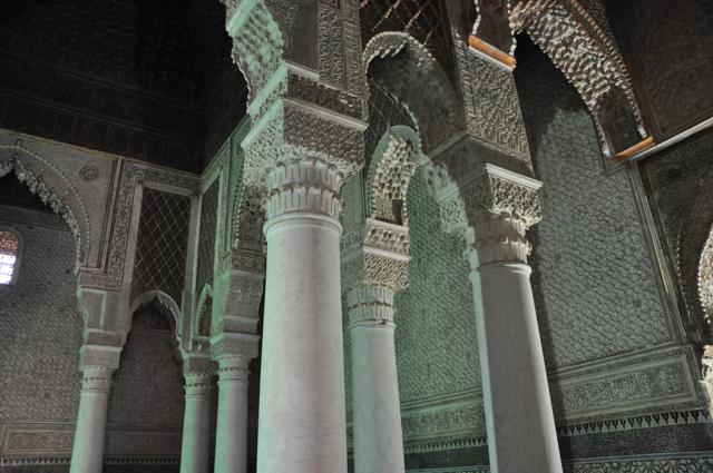 A ala das doze colunas de mármore, que abrigam as tumbas do sultão e sua família