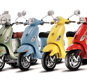 Conheça Roma na garupa de uma Vespa