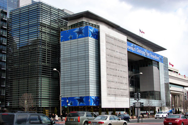 A fachada do Newseum