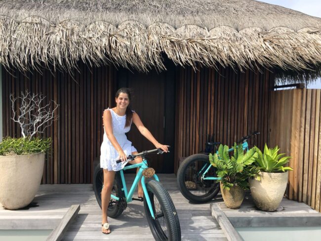 Meio de transporte na ilha do hotel: bicicletas!