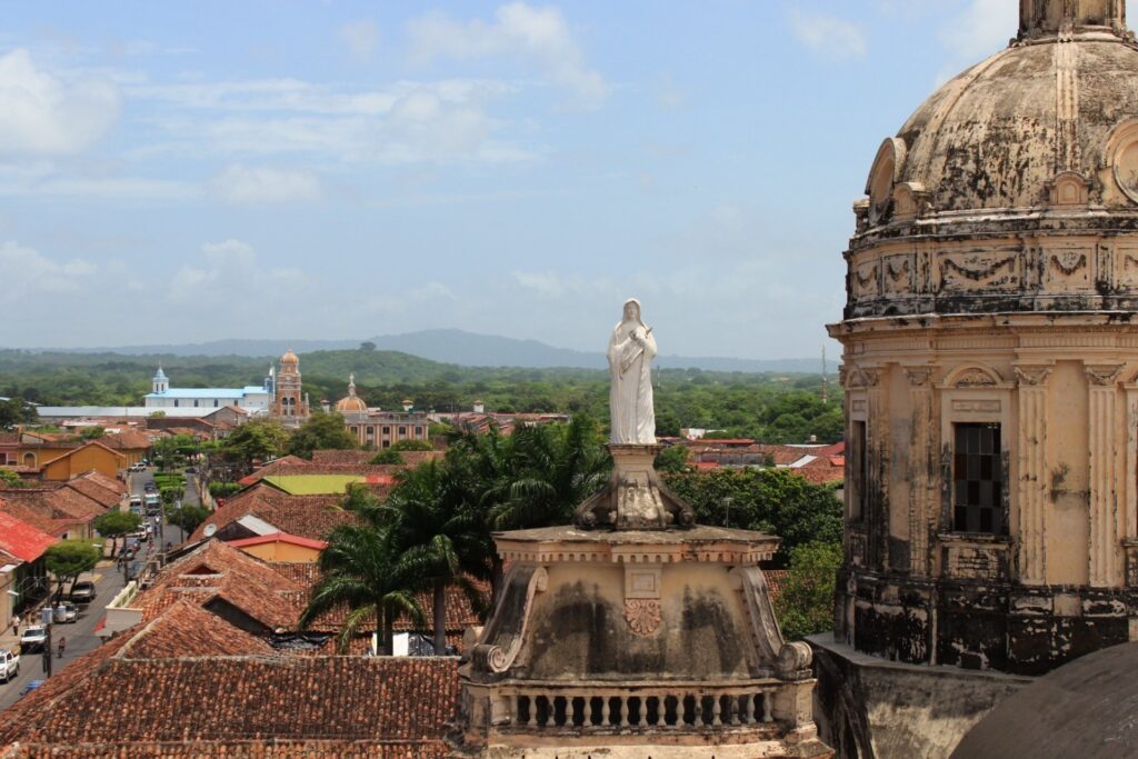 1-Visual de Granada, principal cidade turísitica da Nicarágua
