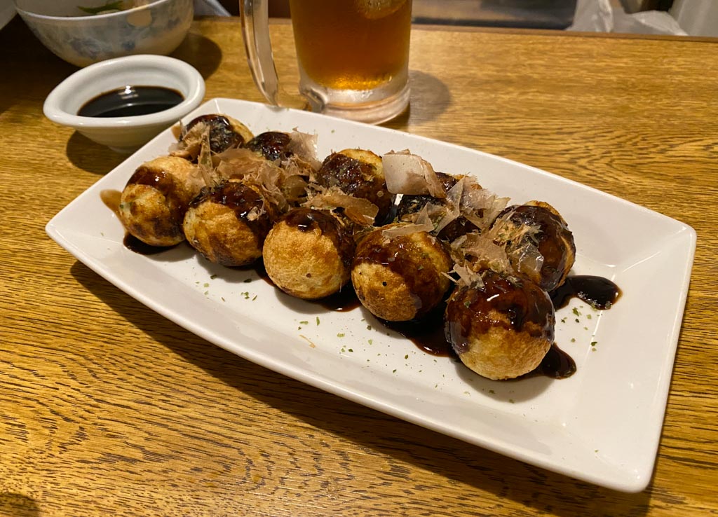 Takoyaki do Izakaya Issa - bolinho de polvo
