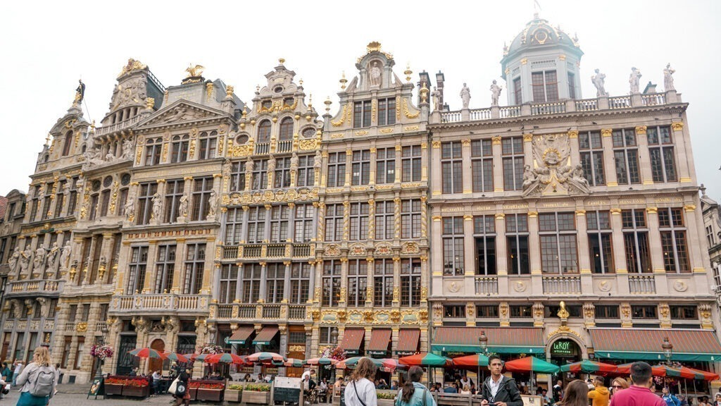 Grand Place (ou Grote Market), ponto de referência no centro de Bruxelas. 